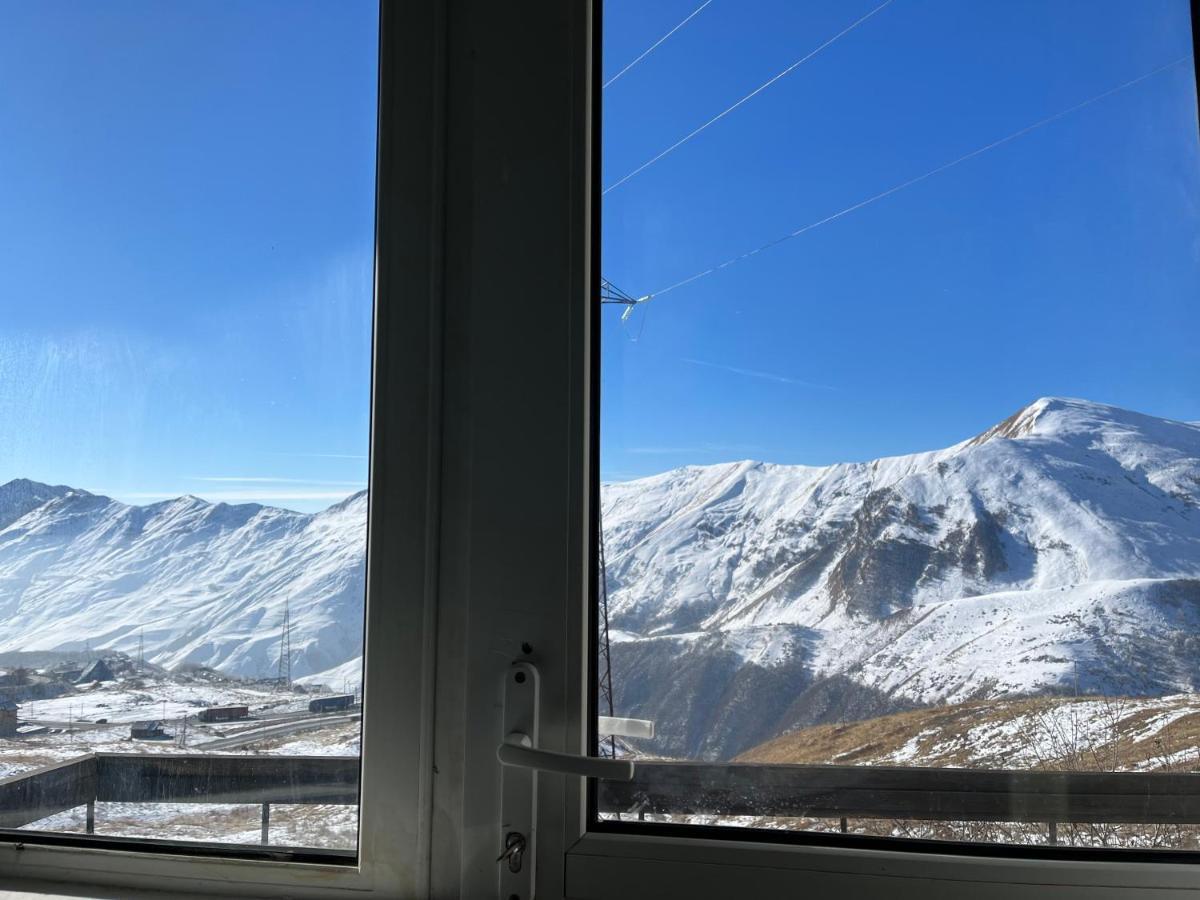 Yeti-Clubcom Hotel Gudauri Exterior photo